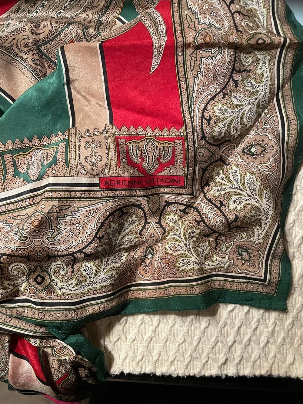VTG A VITTADINI SILK SCARF